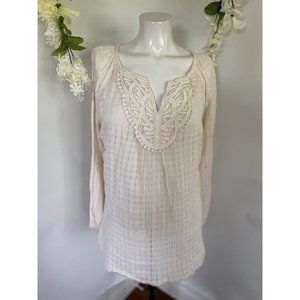 Vintage Izod Women's Size Medium Peasant Boho Hippie Top Embroidered Lightweight